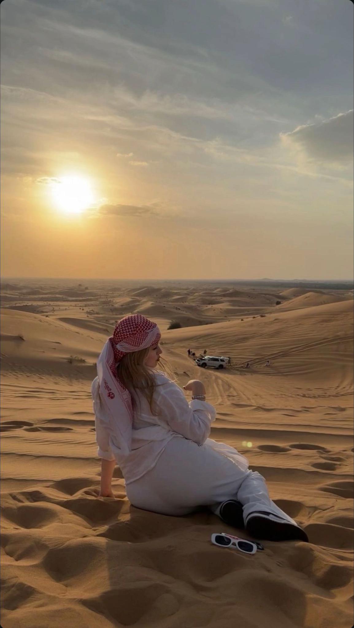 @👸🏼