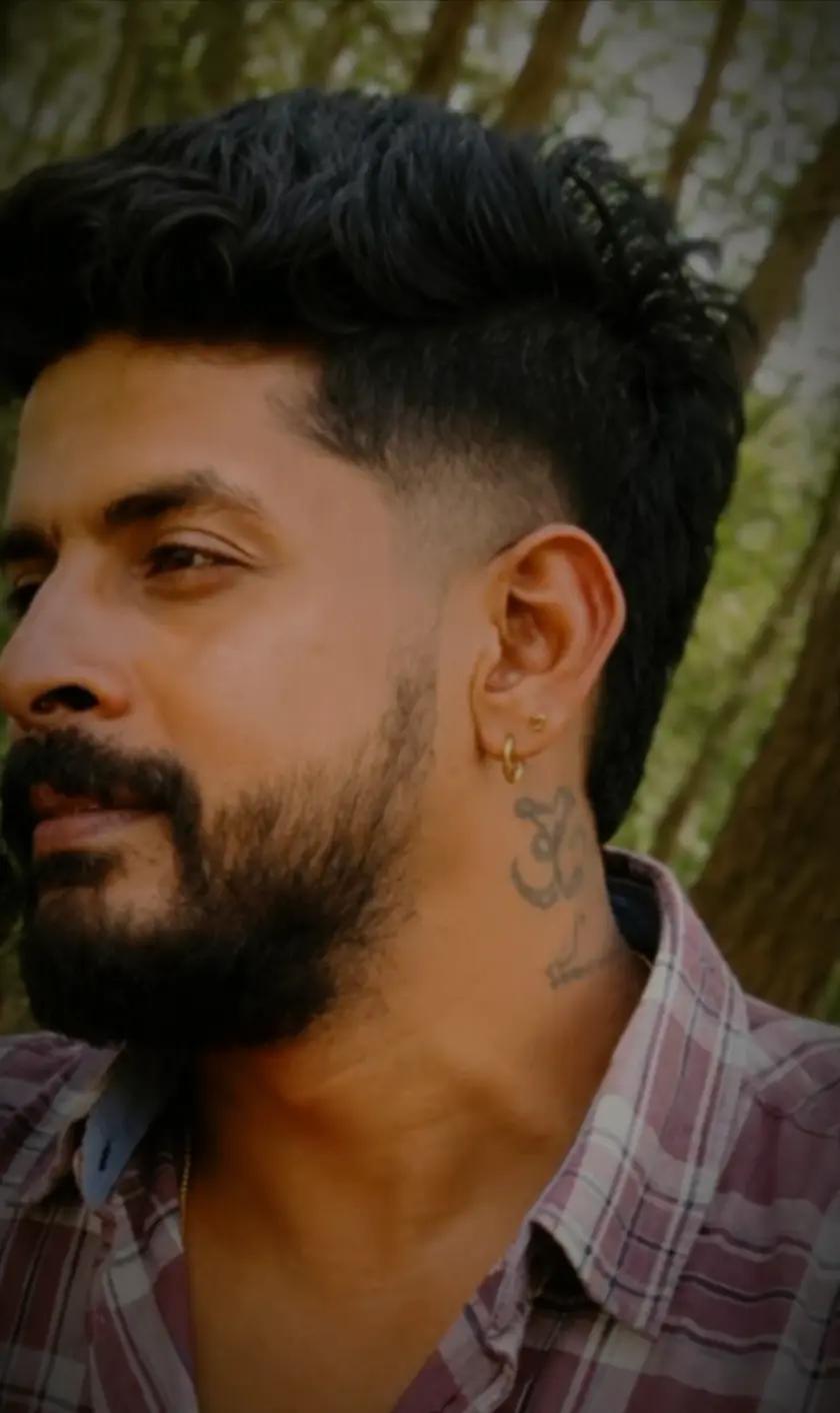@s.karan🖤