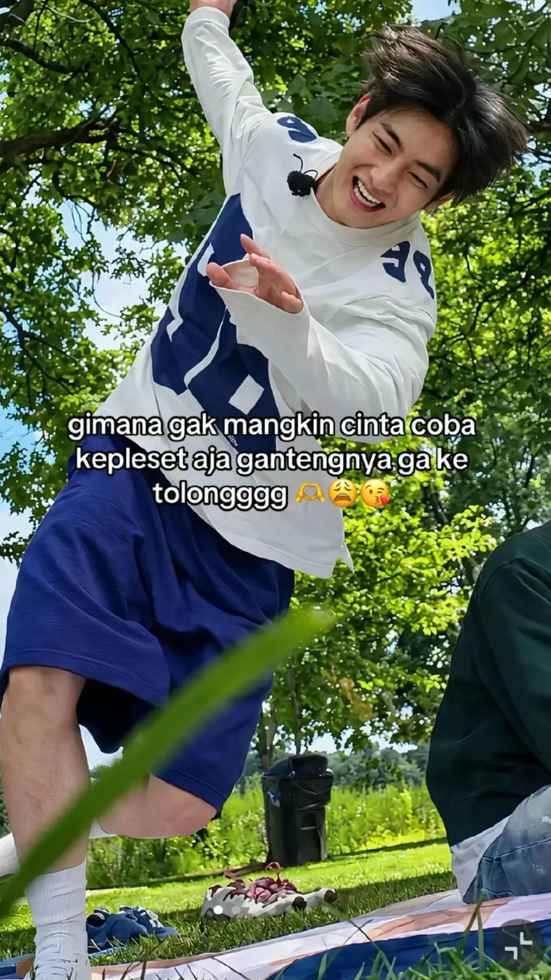 @xya492