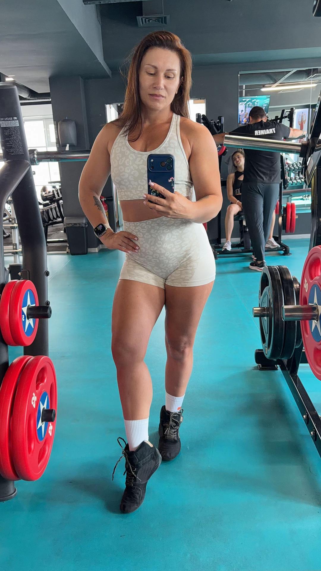 @malyshkastrong