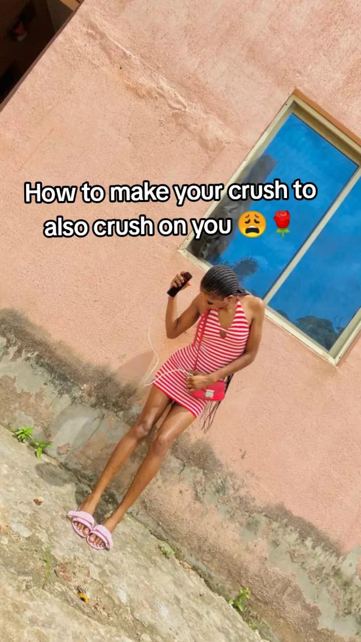 @>>>SHE’S A LONER🥹📌<<<<