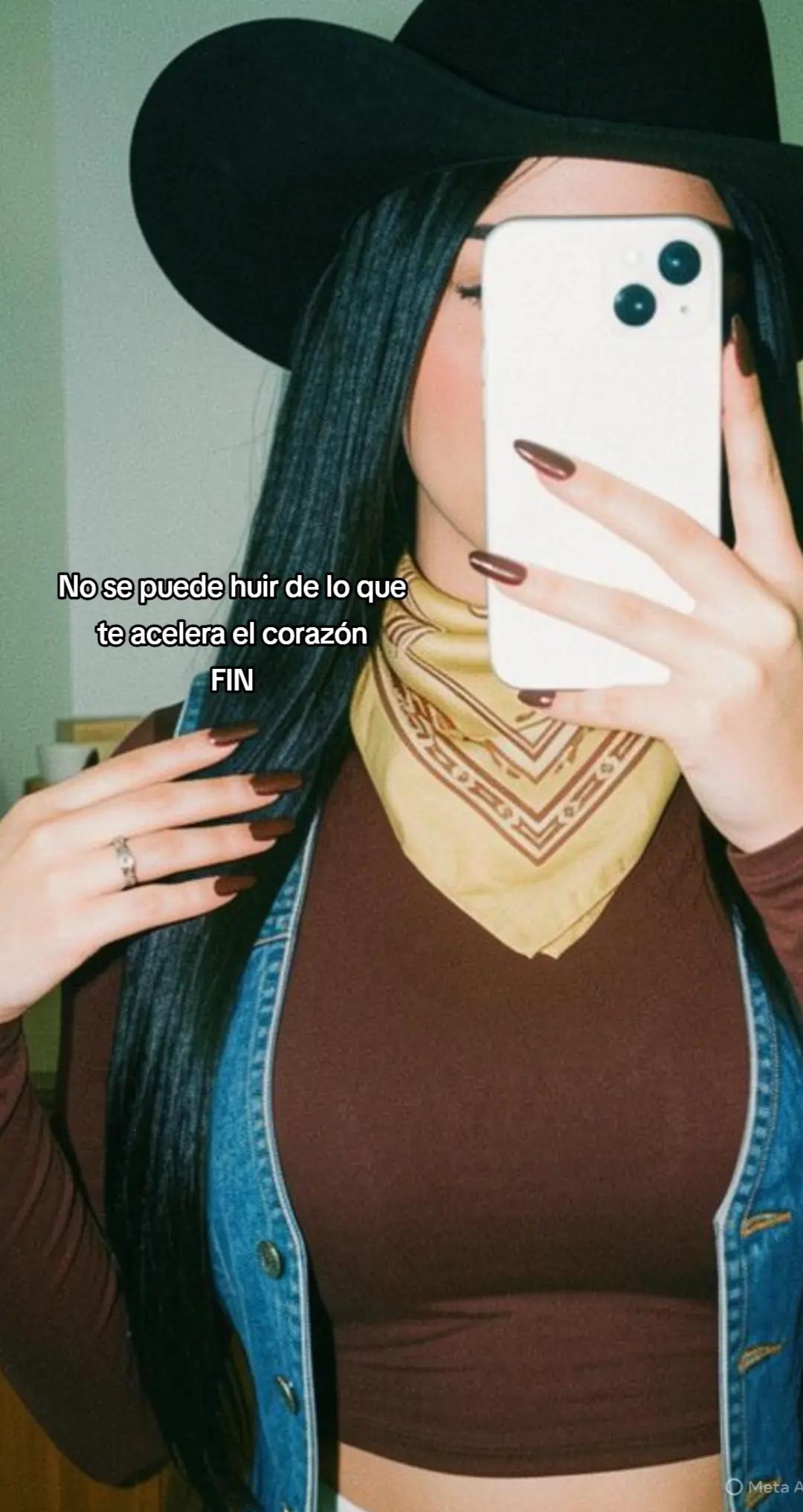 @𝓓𝓪𝓪𝔂𝓓𝓸𝓵𝓵🎀