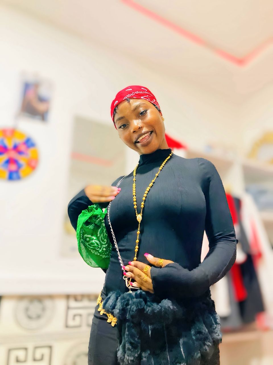 @QUEEN 🌹 YAA