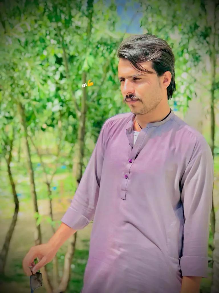 @moshen khan _m_m