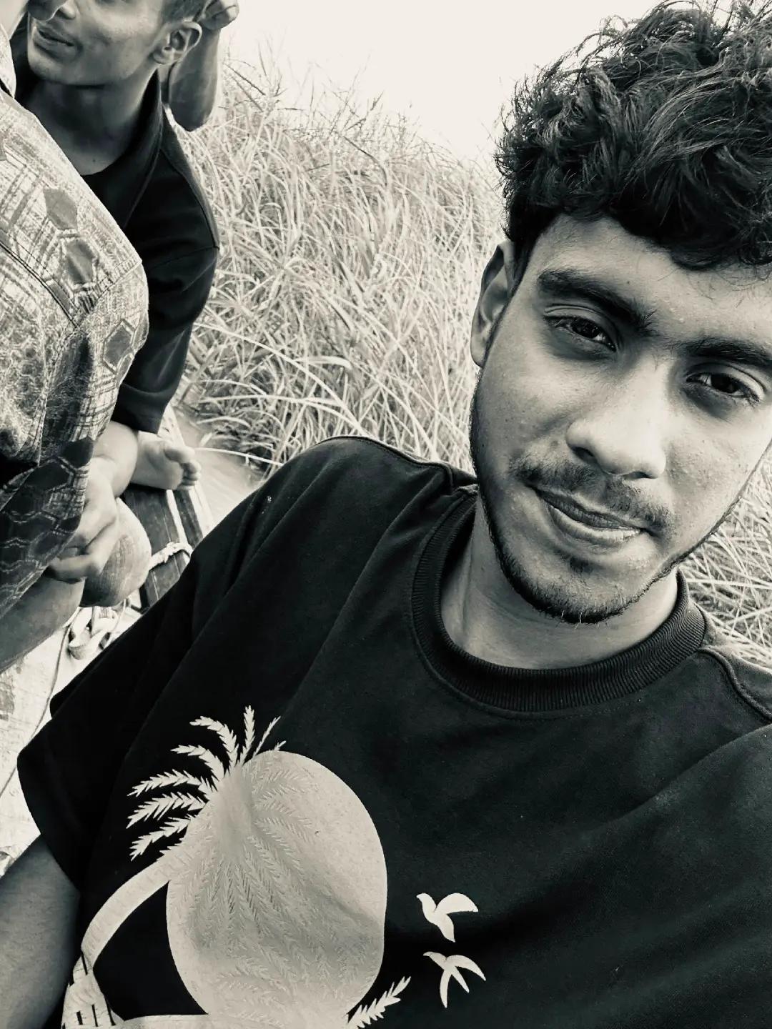 @🔥🥀ᴇ𝚢𝘢ₘ𝙞𝗻🥀🔥