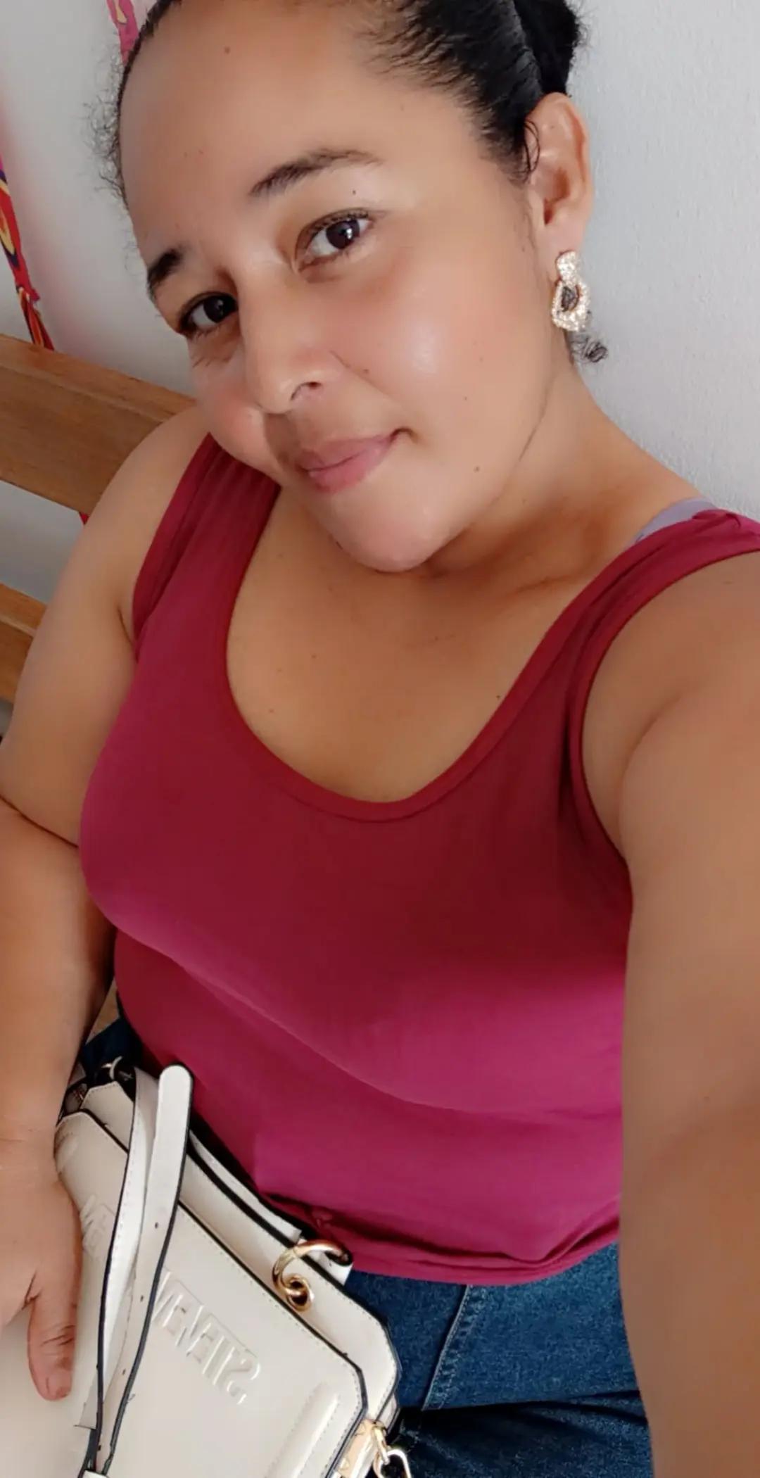 @Debora🥰