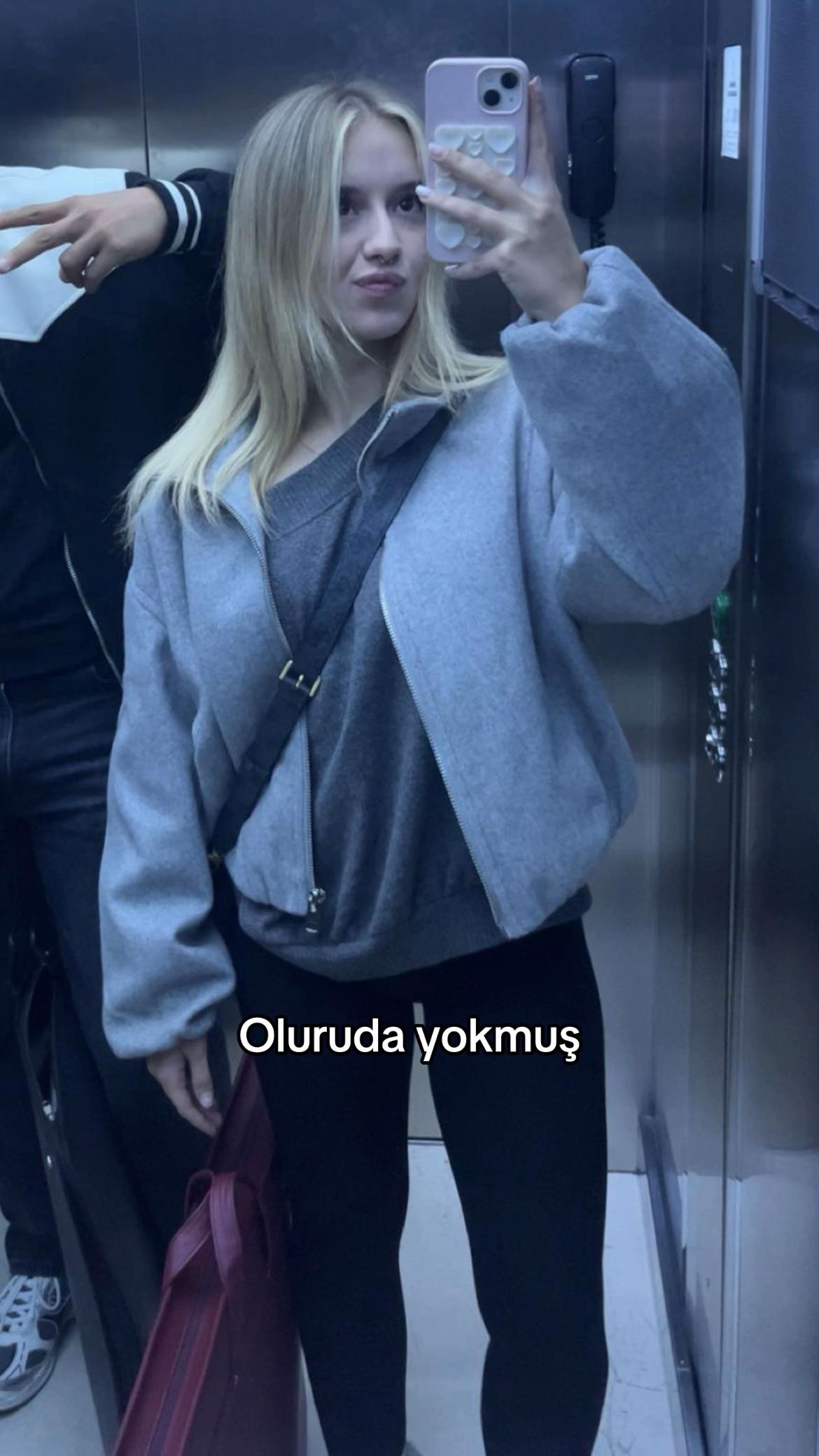 @Mina