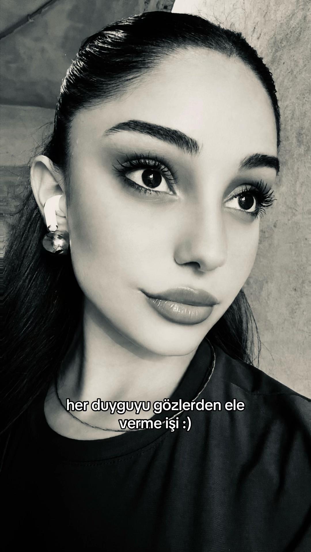 @S&uuml;sl&uuml;&uuml;🦢