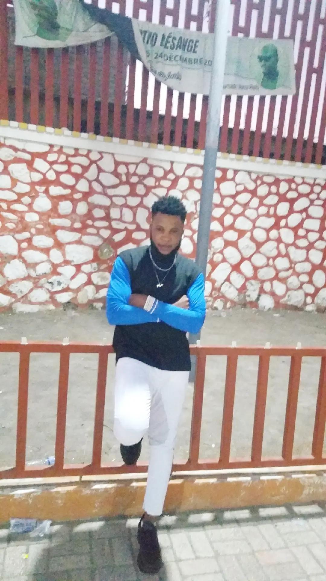 @regi nouvél cho