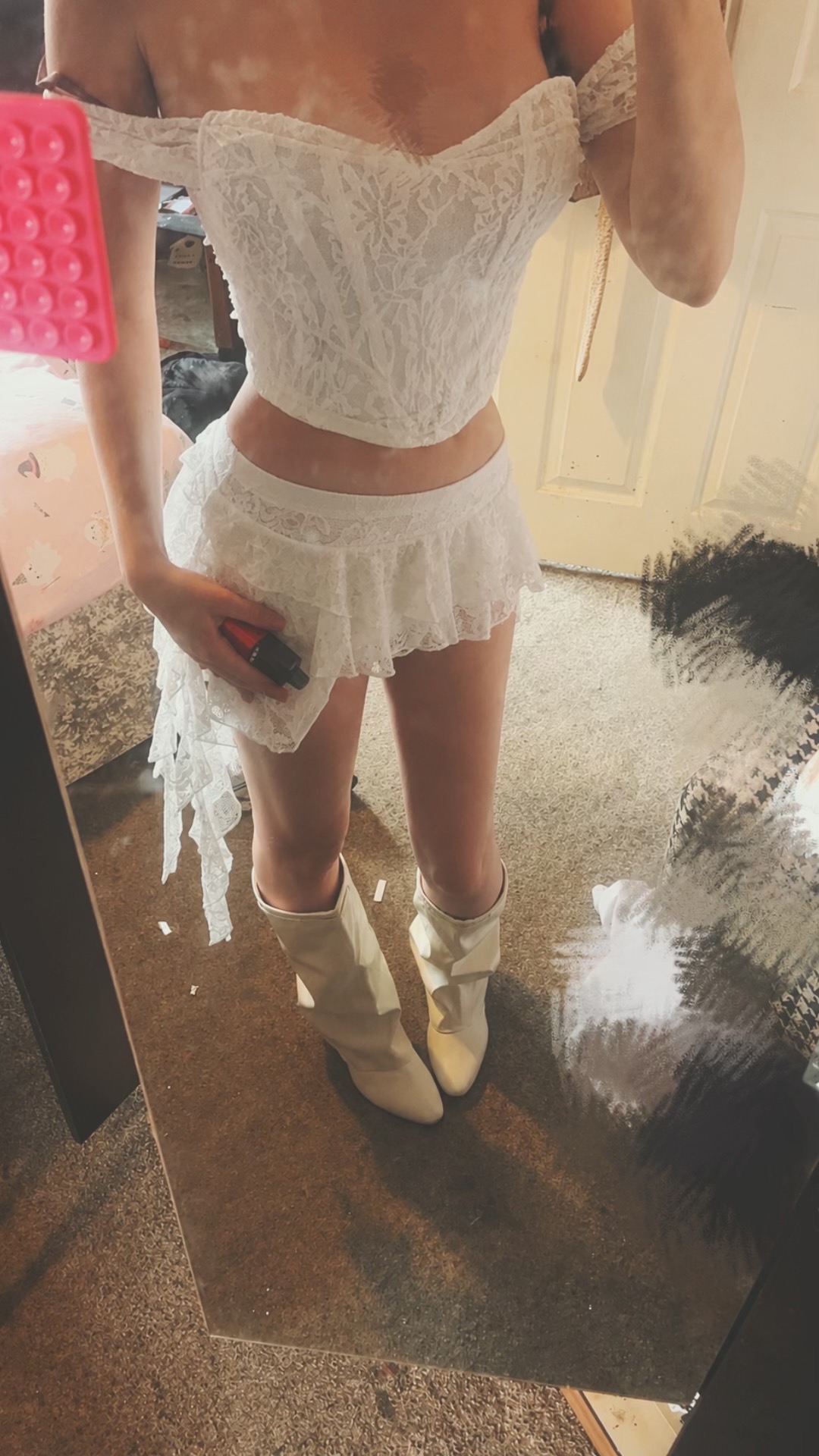 @𝐥𝐚𝐲𝐥𝐚💨