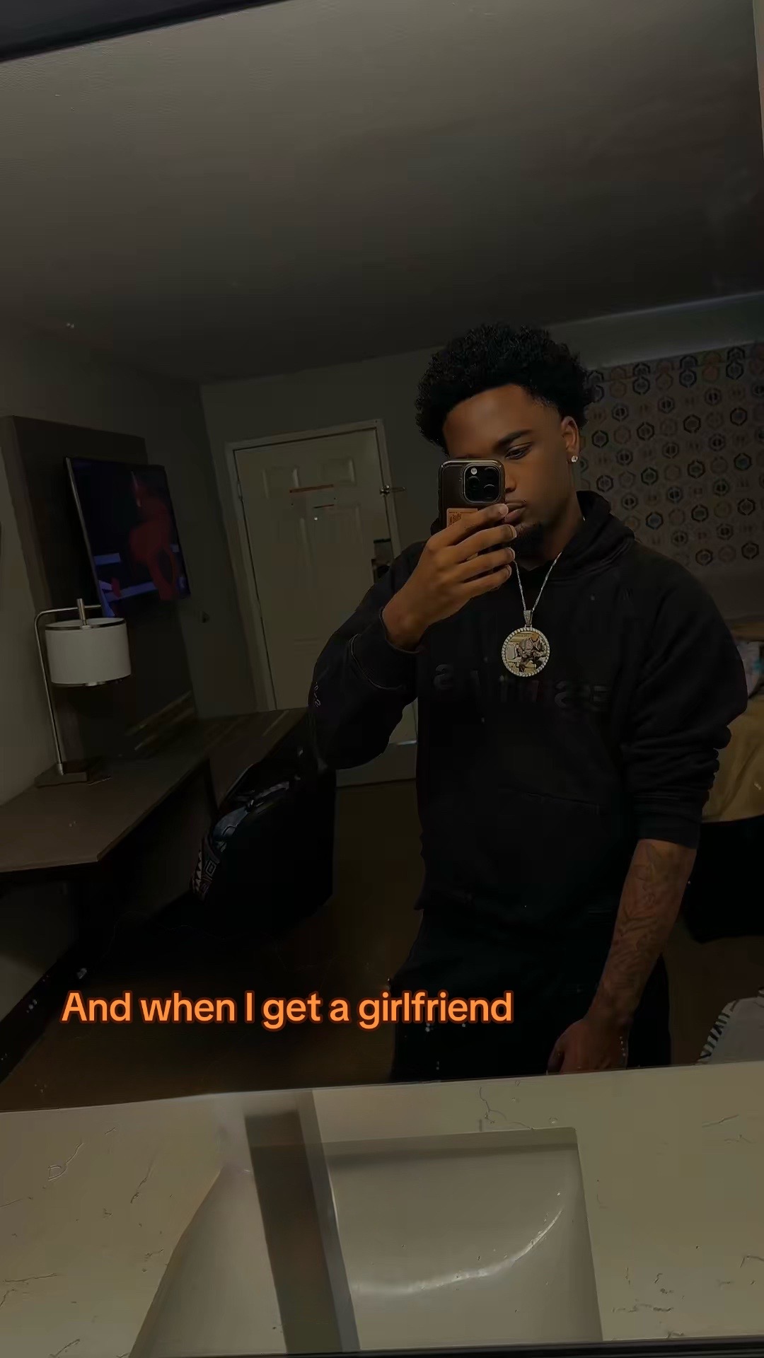 @Yt: whoscorbetv