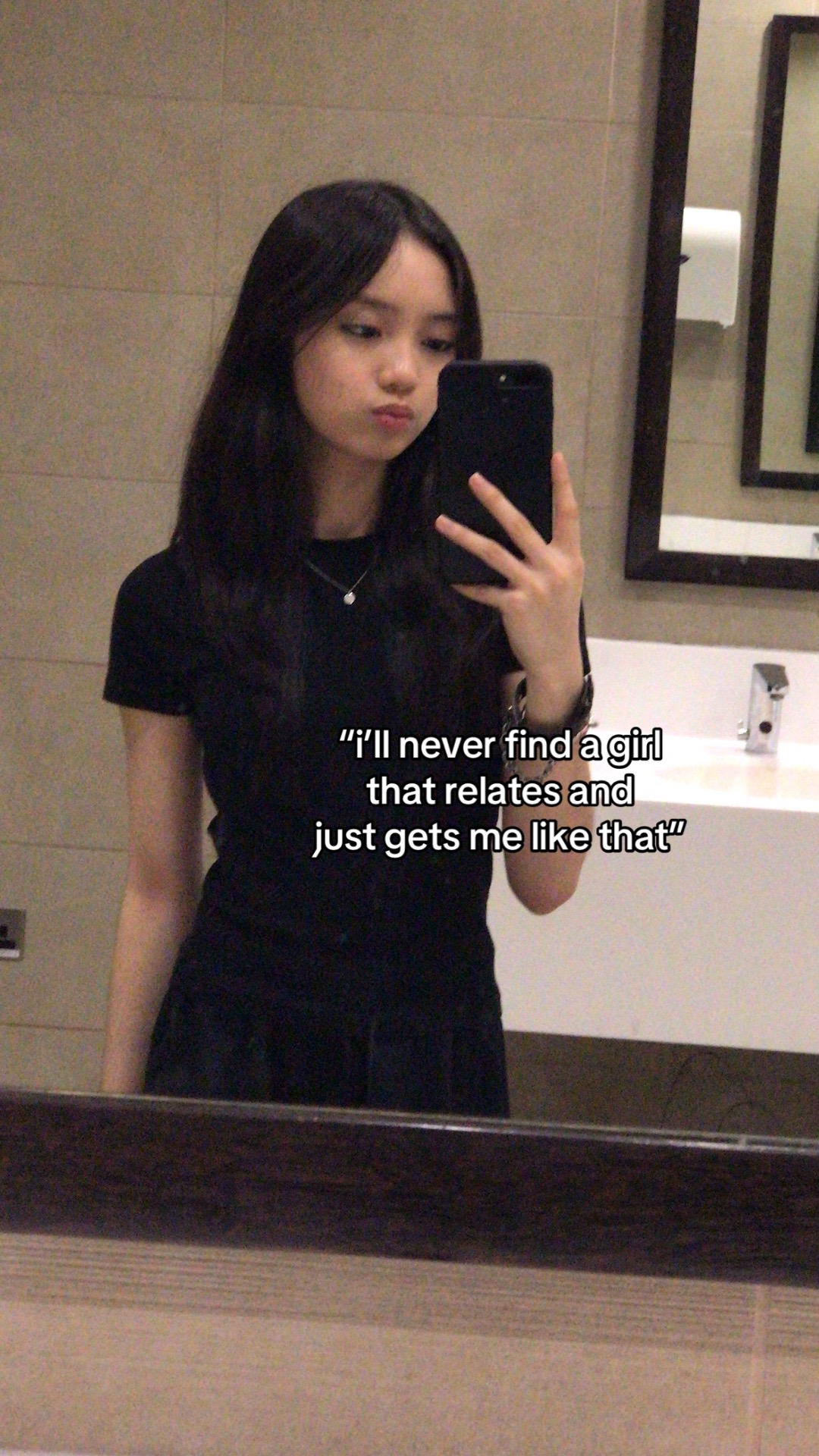 @🪱