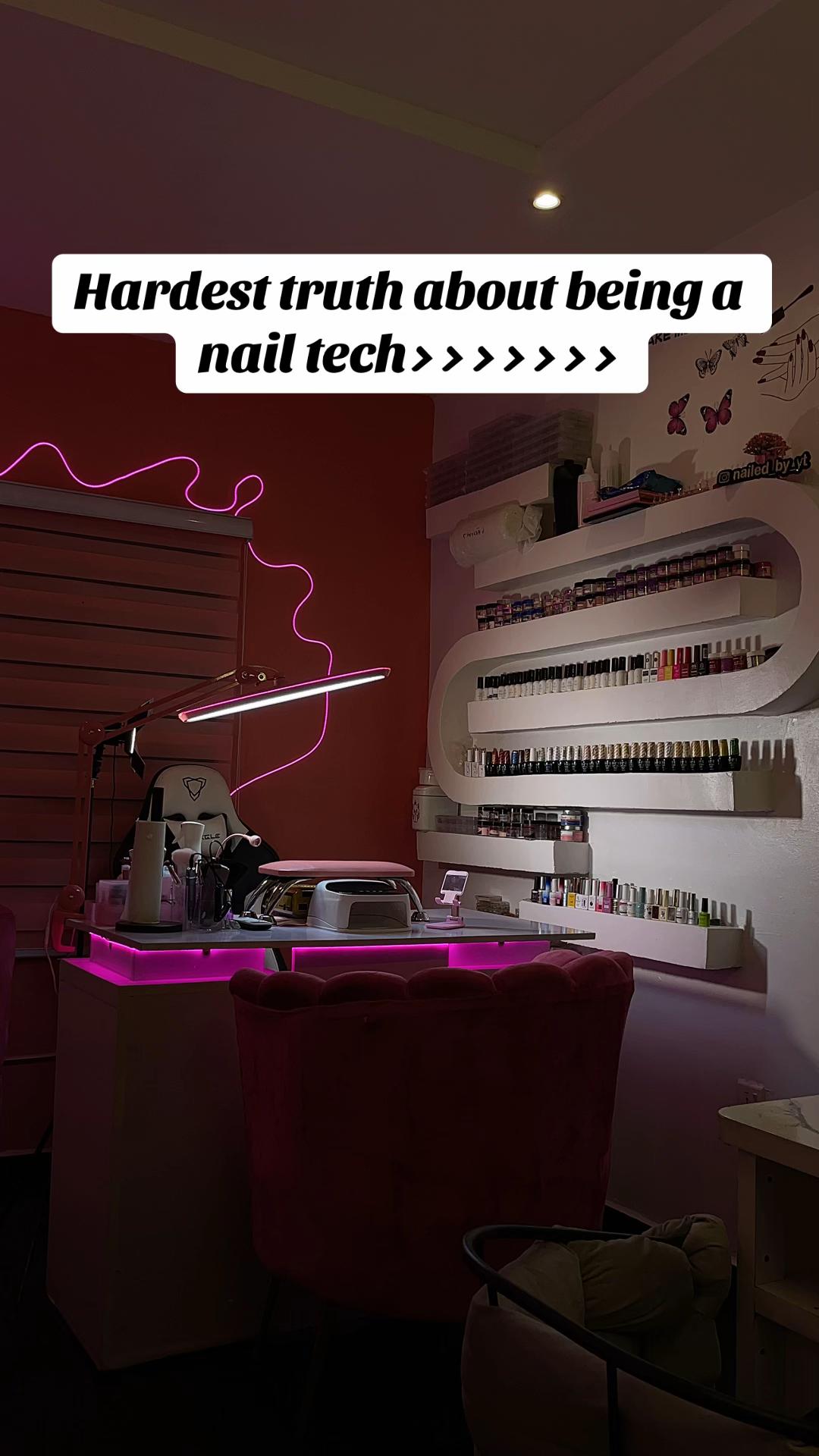 @Nail technician in Ibadan