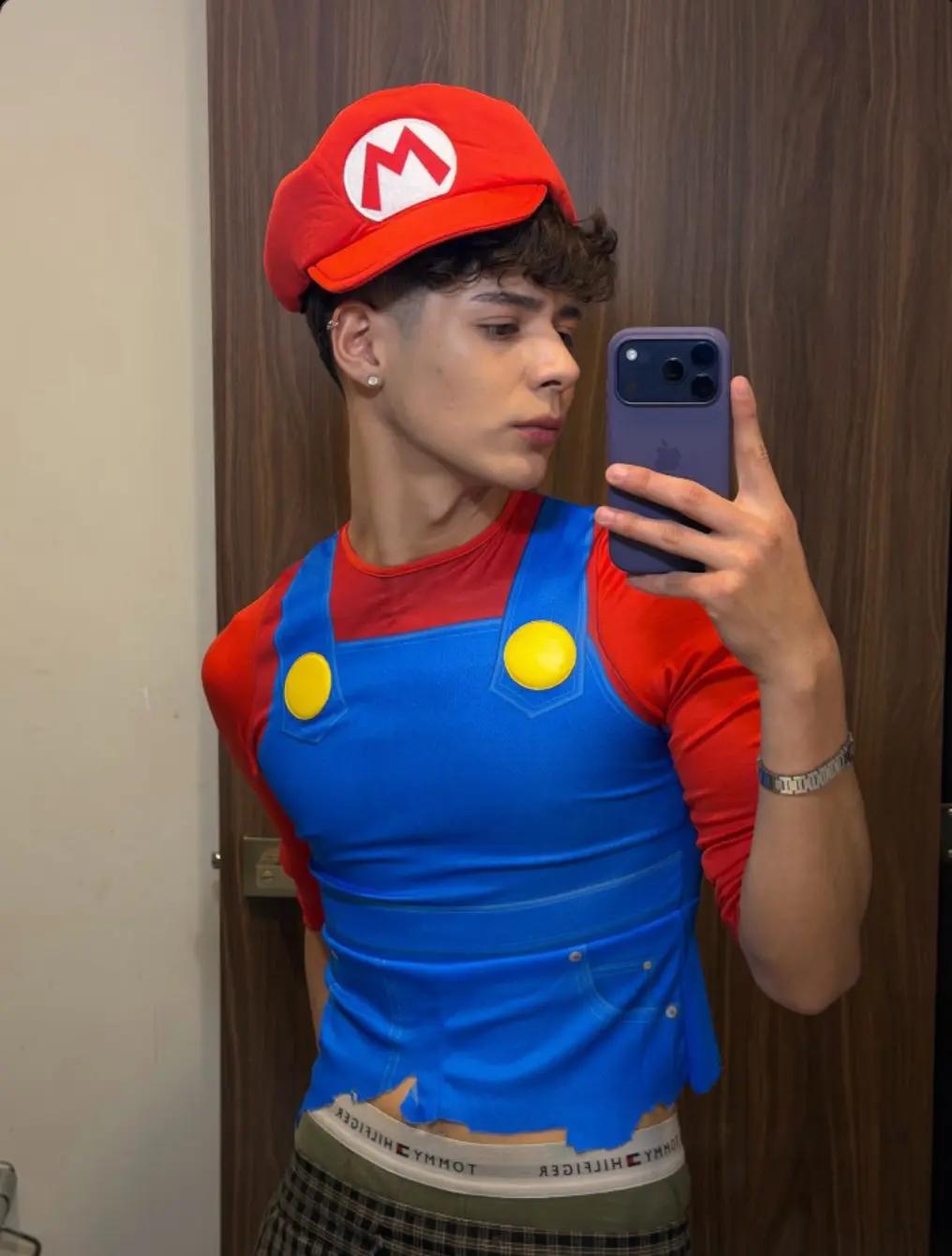 @𝐍𝐚𝐨𝐦𝐢 ♡𝐰𝐨𝐨🦠