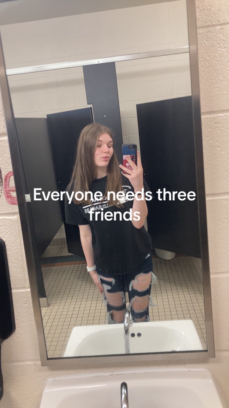 @stephaniehoutz