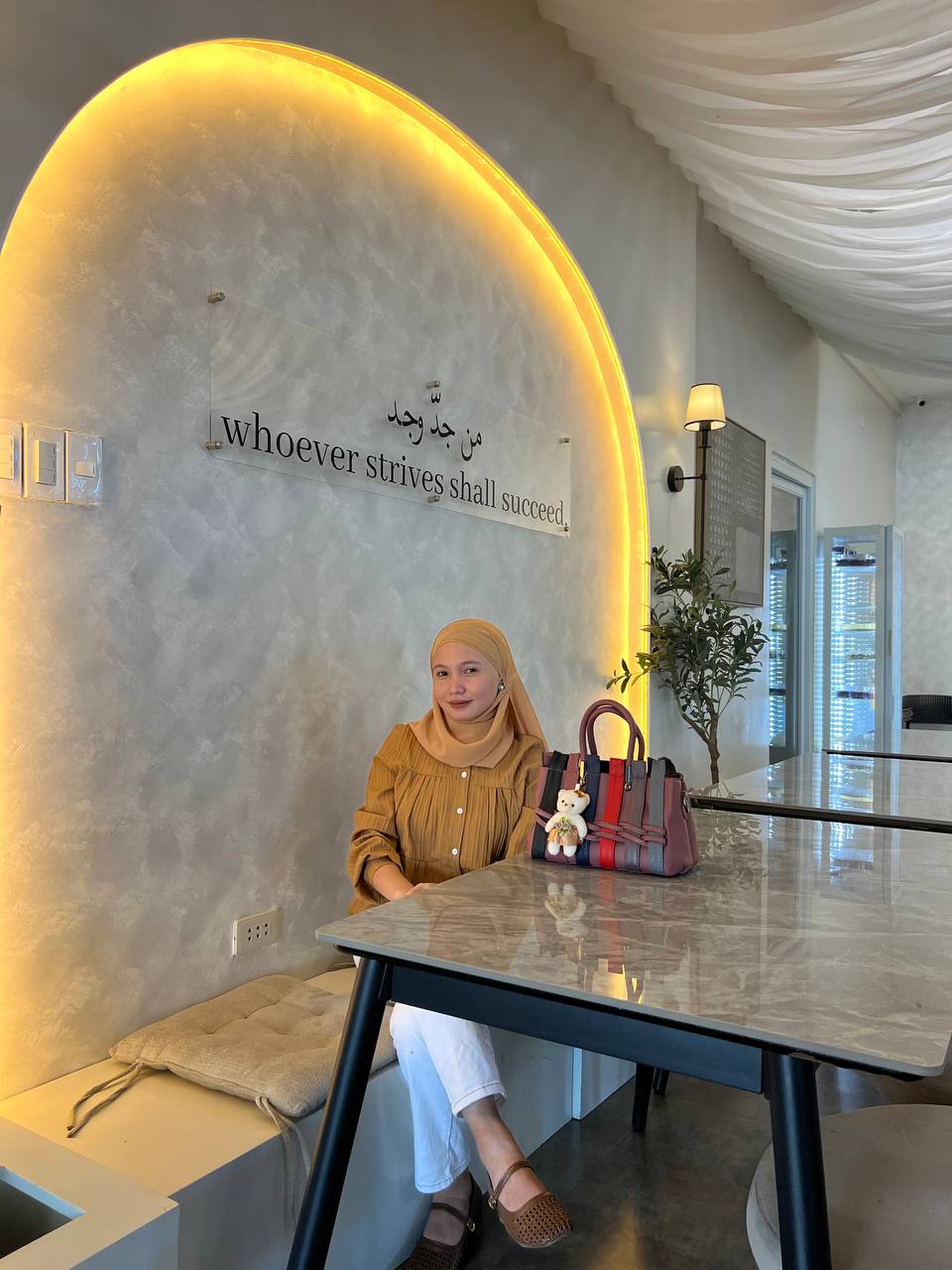 @𝗠𝗜𝗡𝗔05_𝗝𝗗👩🏫