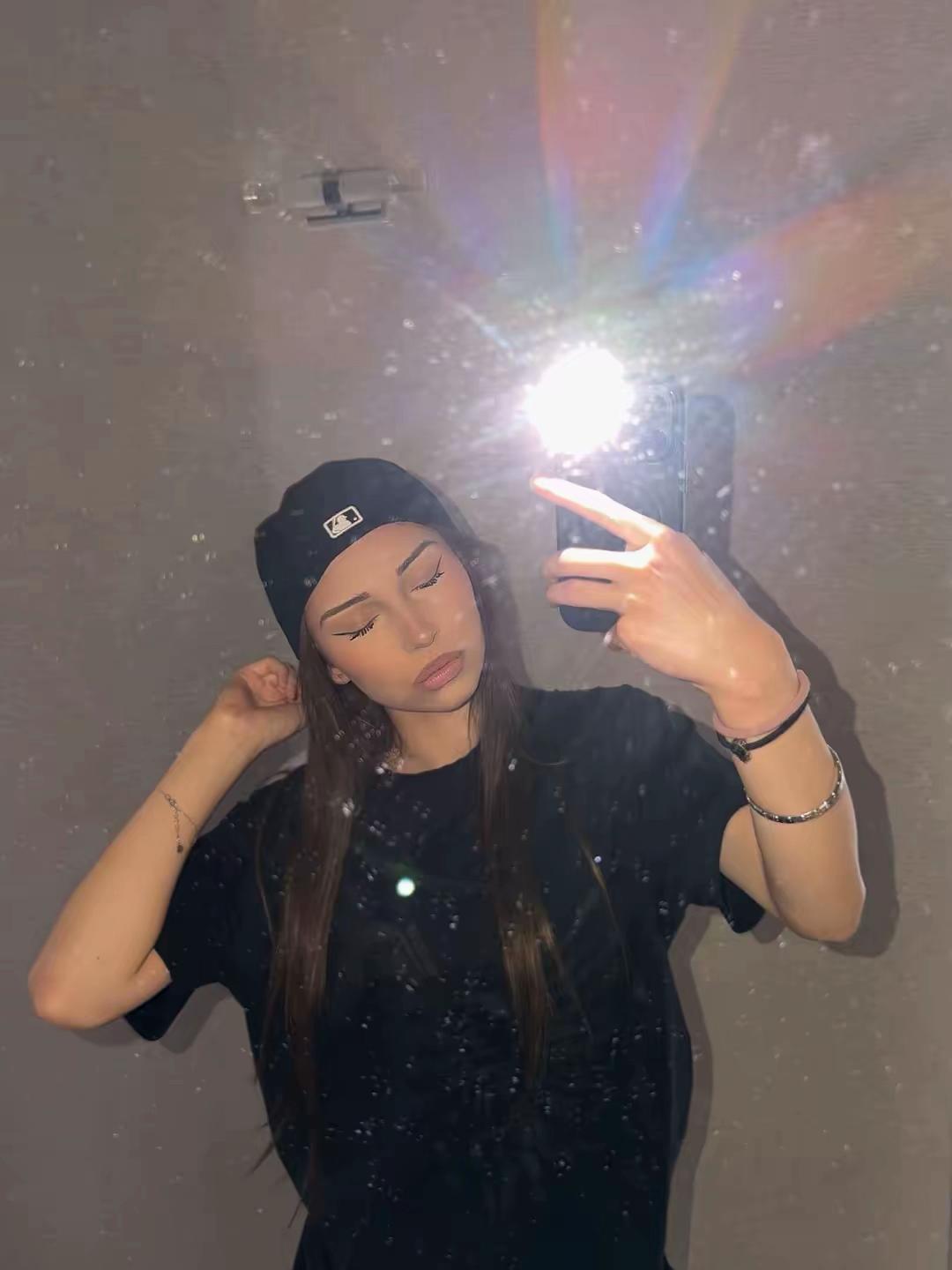 @ariinzha