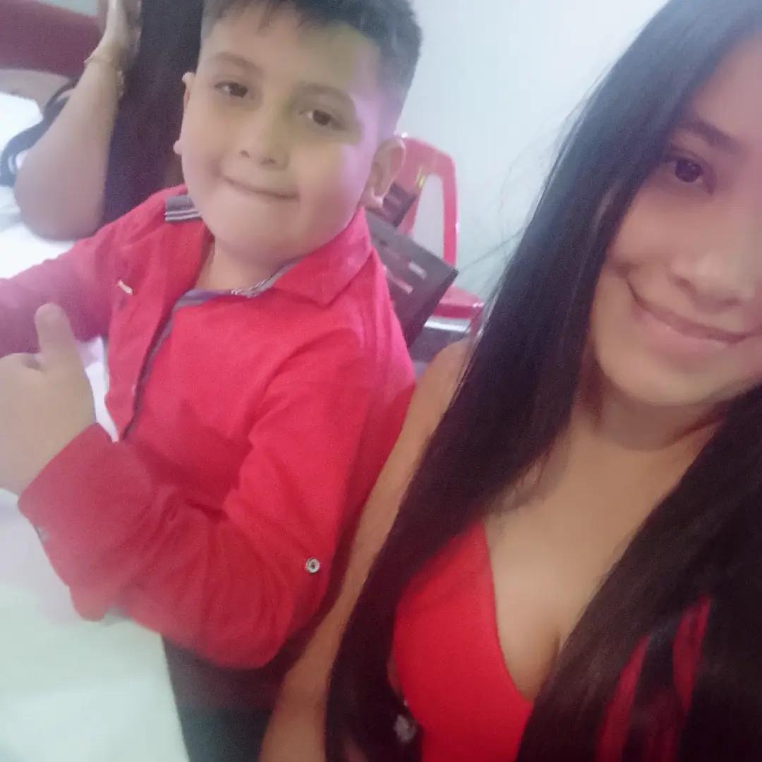 @Yami Lara