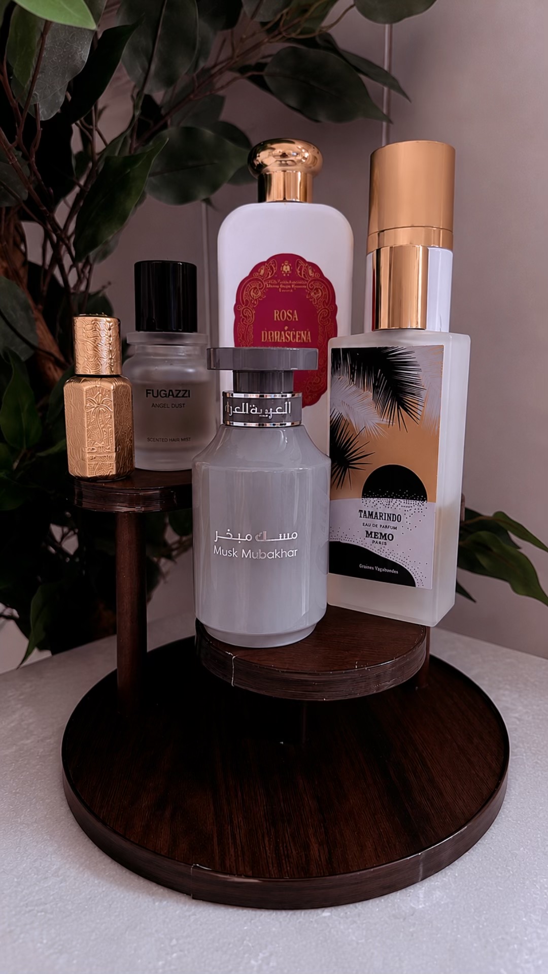 @Whispers of perfume