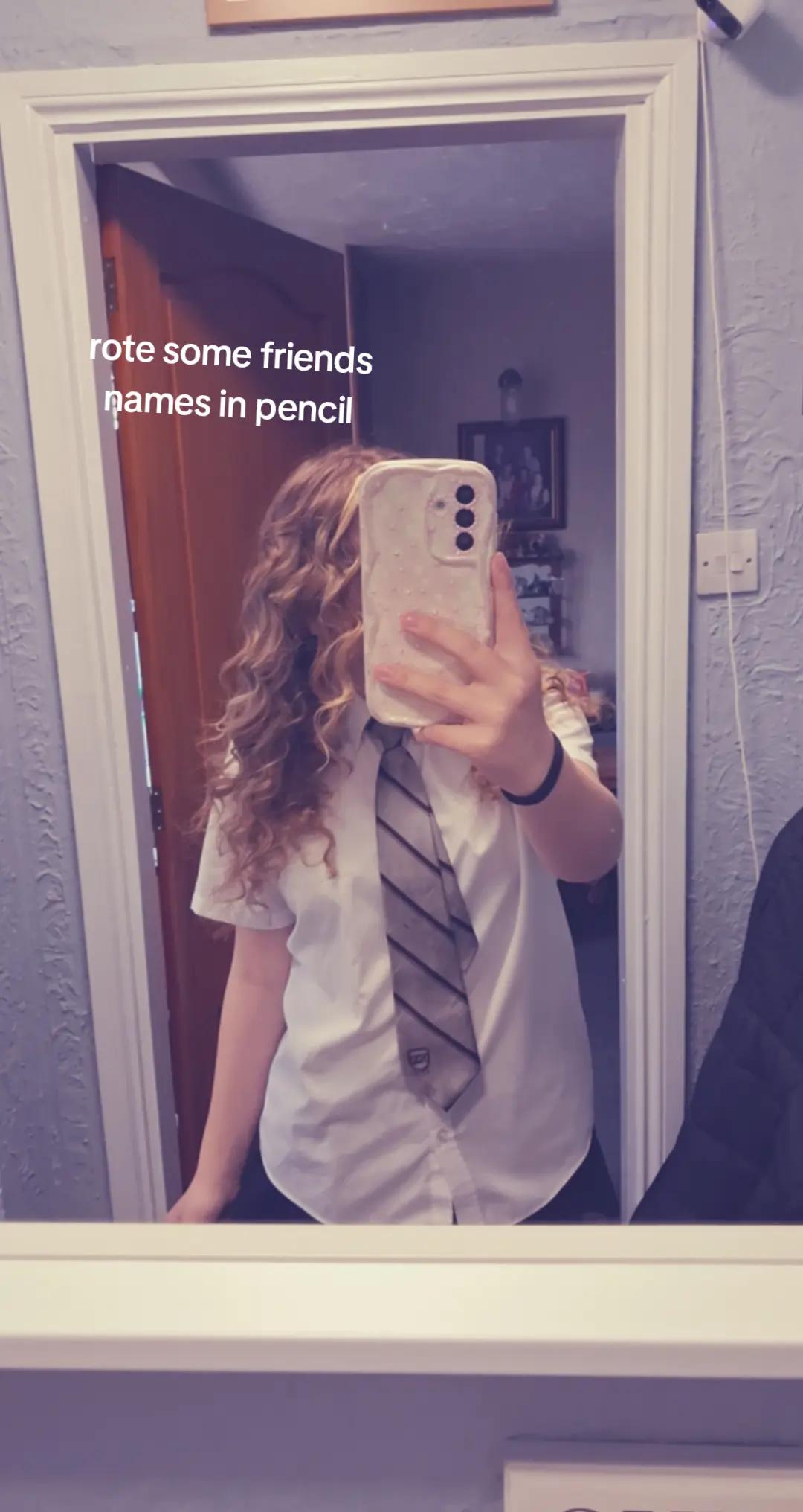 @Phoebe🦄