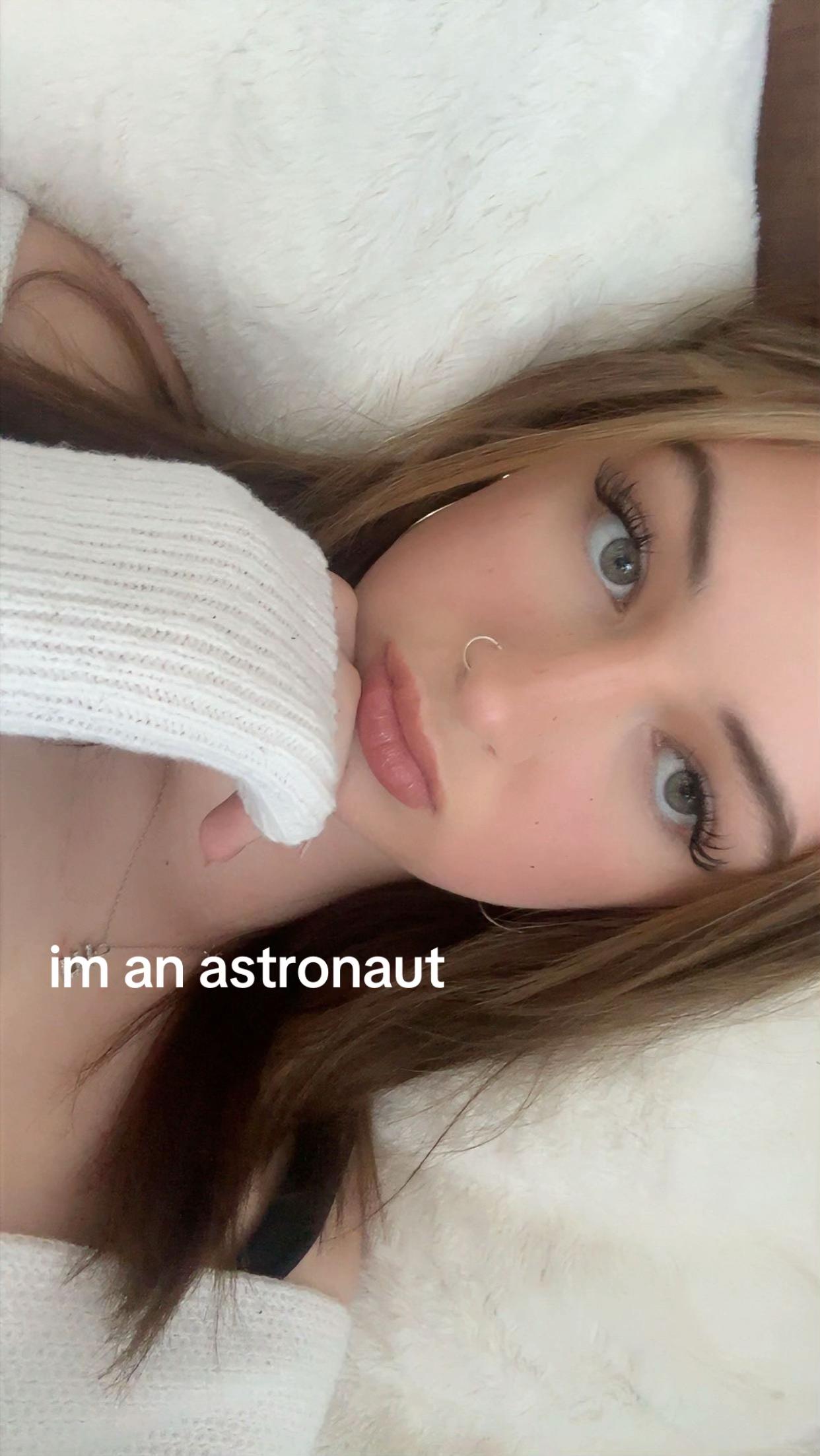 @ℰ💋