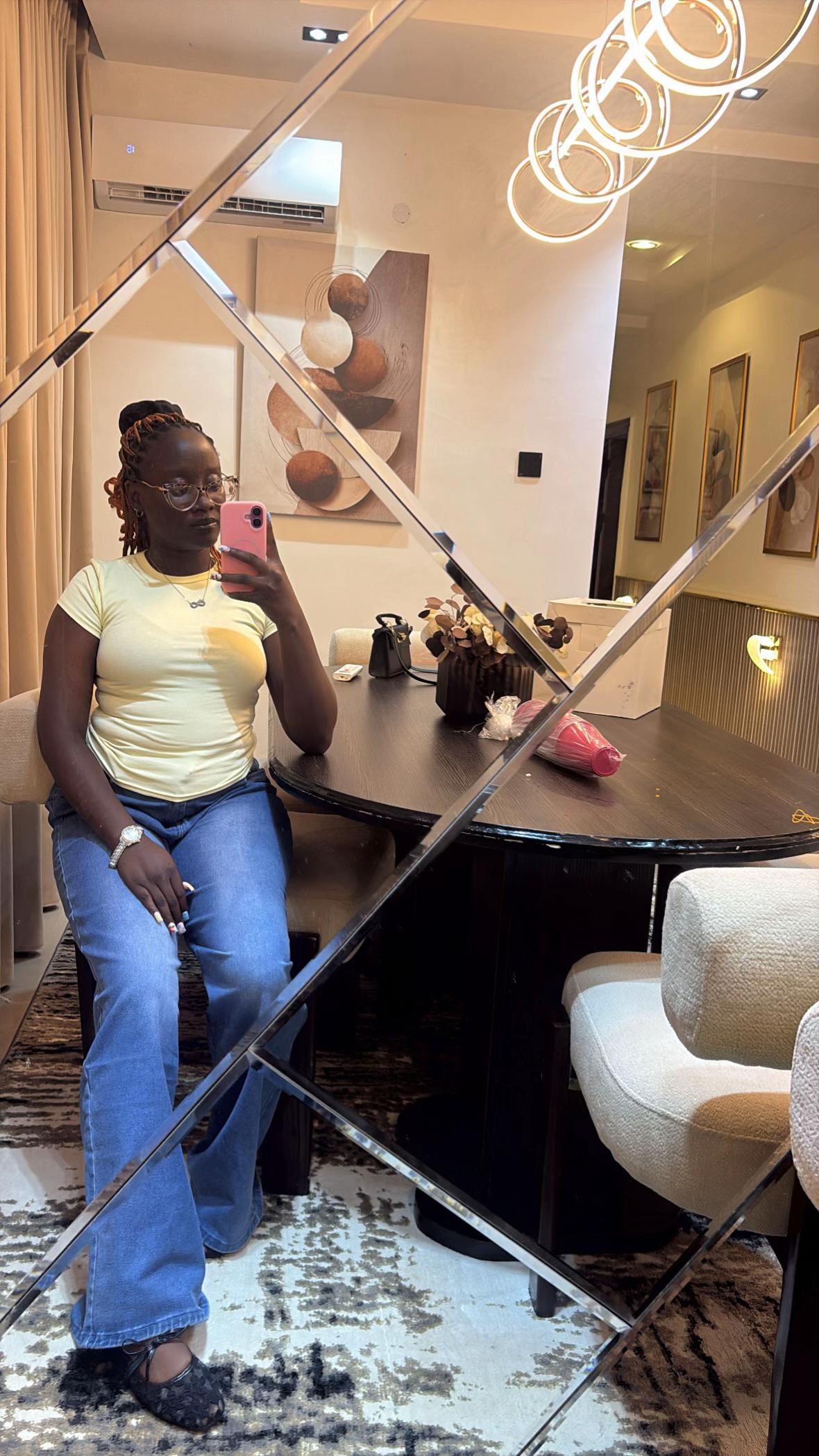 @Chi❤️m😘a🦋m🥰a