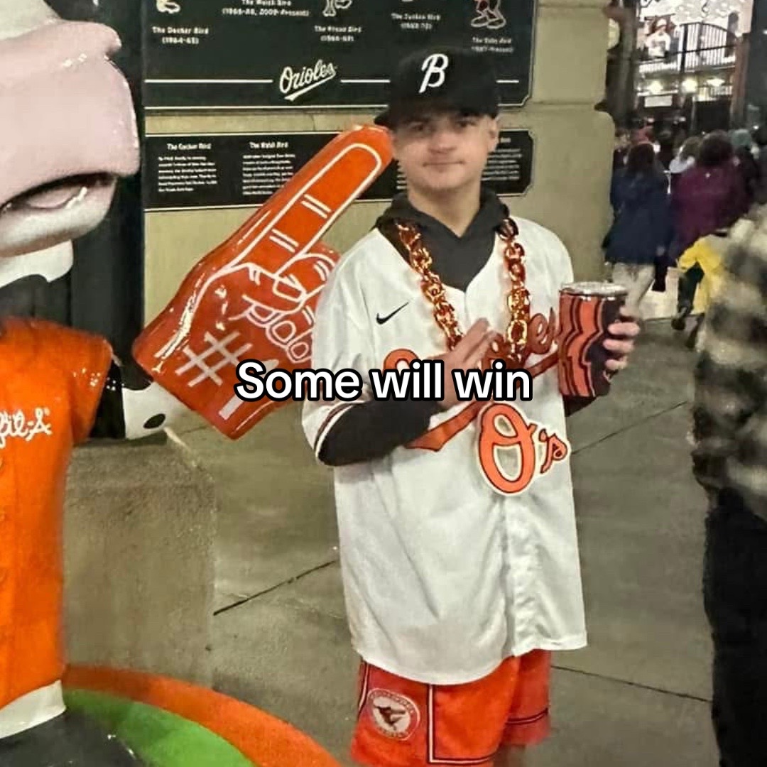 @flockO’s fan🖤🧡