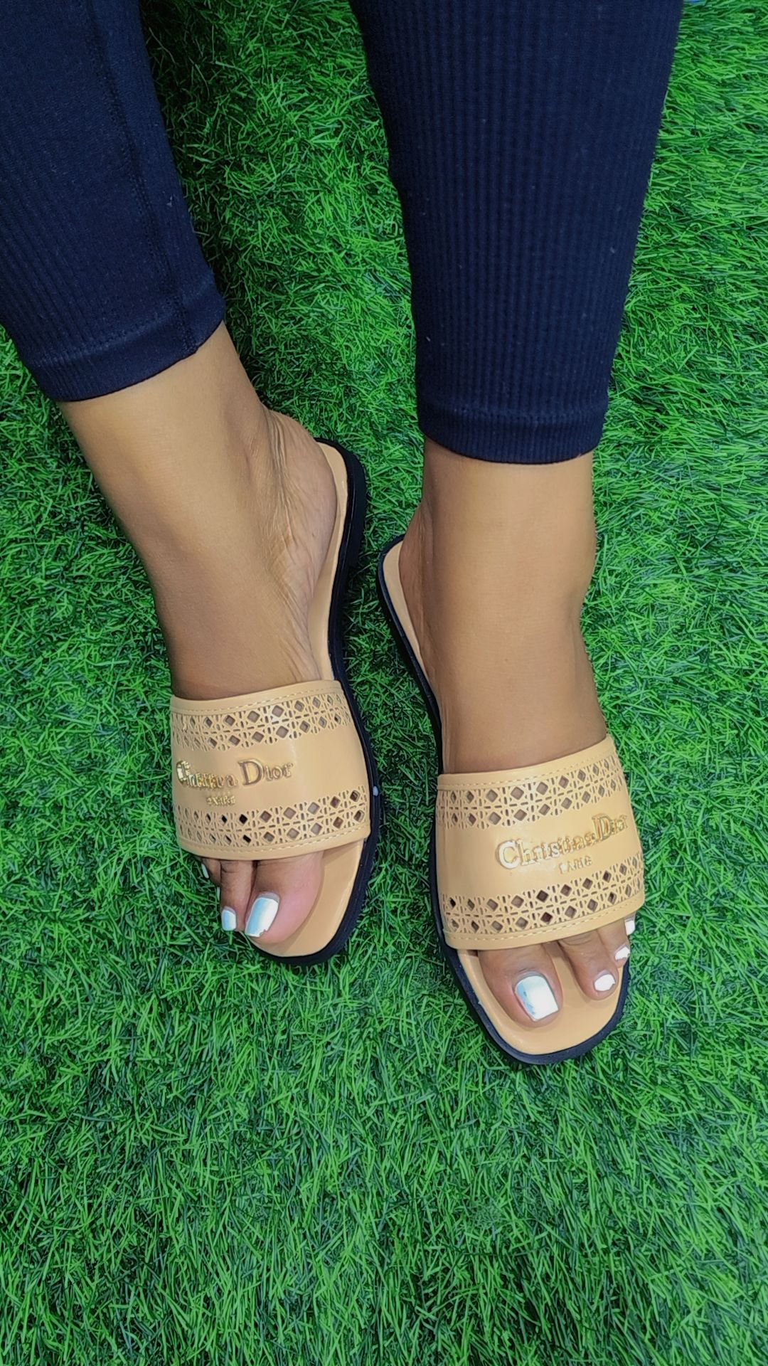 @Jara Shoe Store