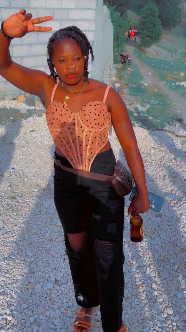 @24 juin is my birthday 🎂