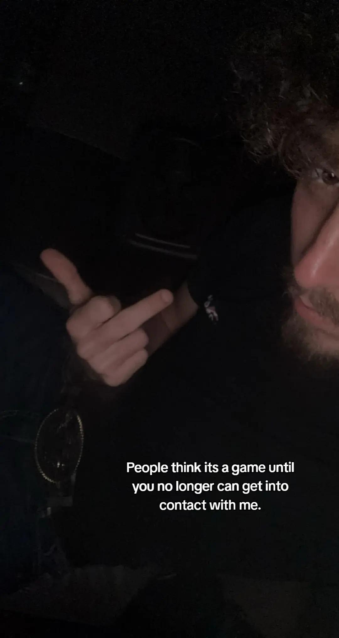 @️