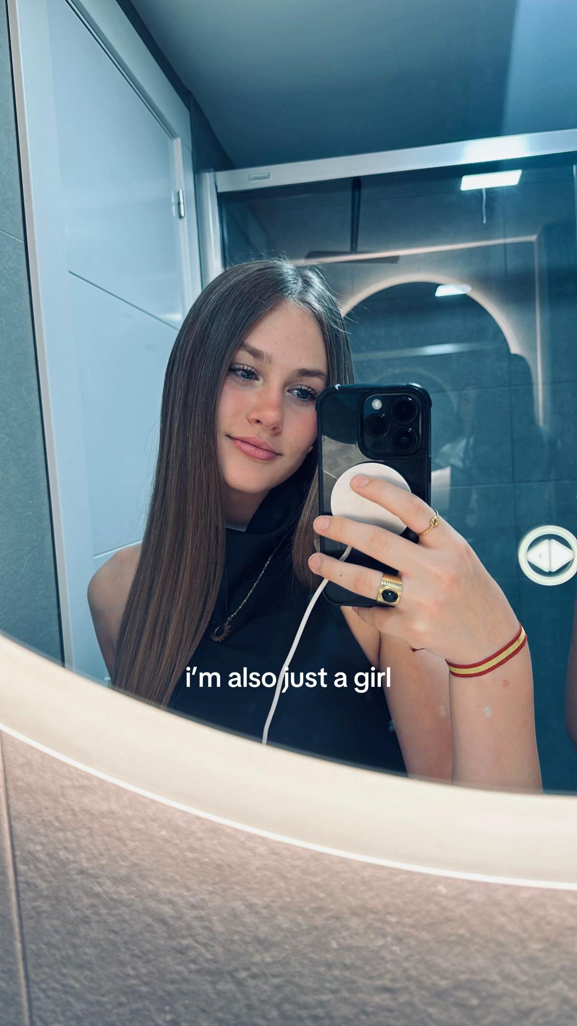 @🫒