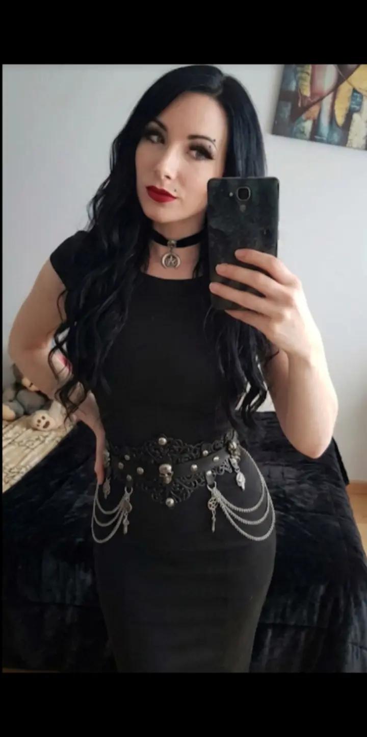 @bella rose🖤🦇🐈⬛