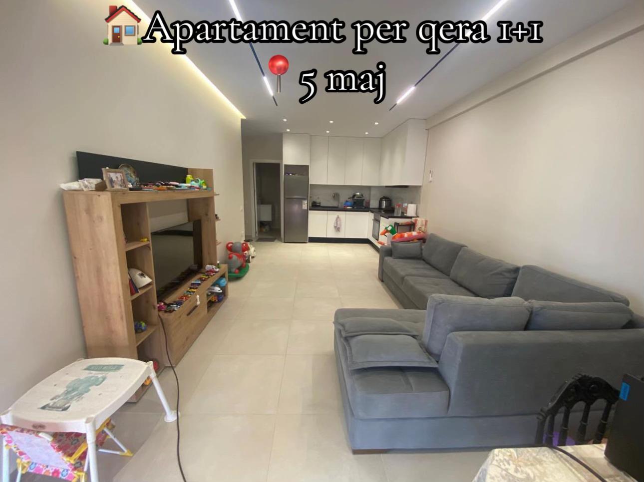 @Real estate agent Gerti