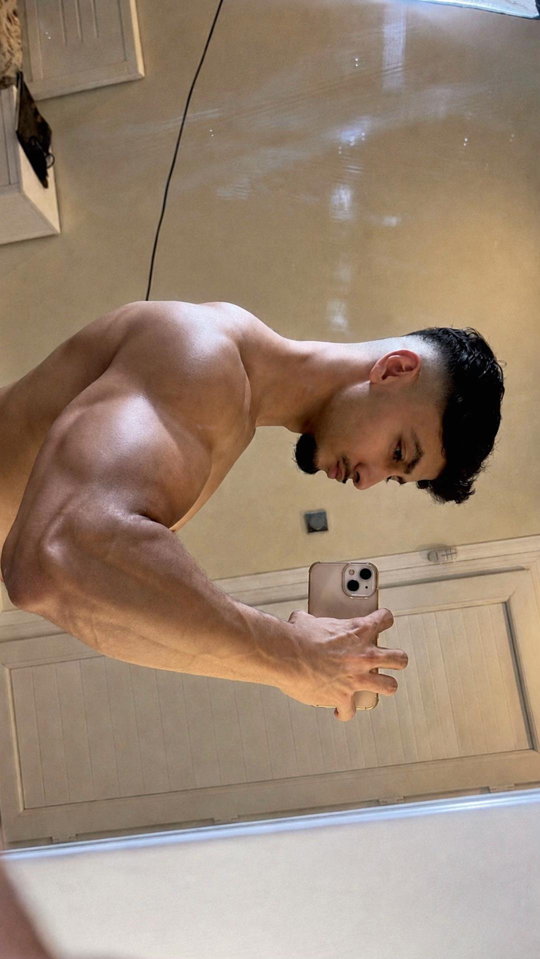 @akramclips