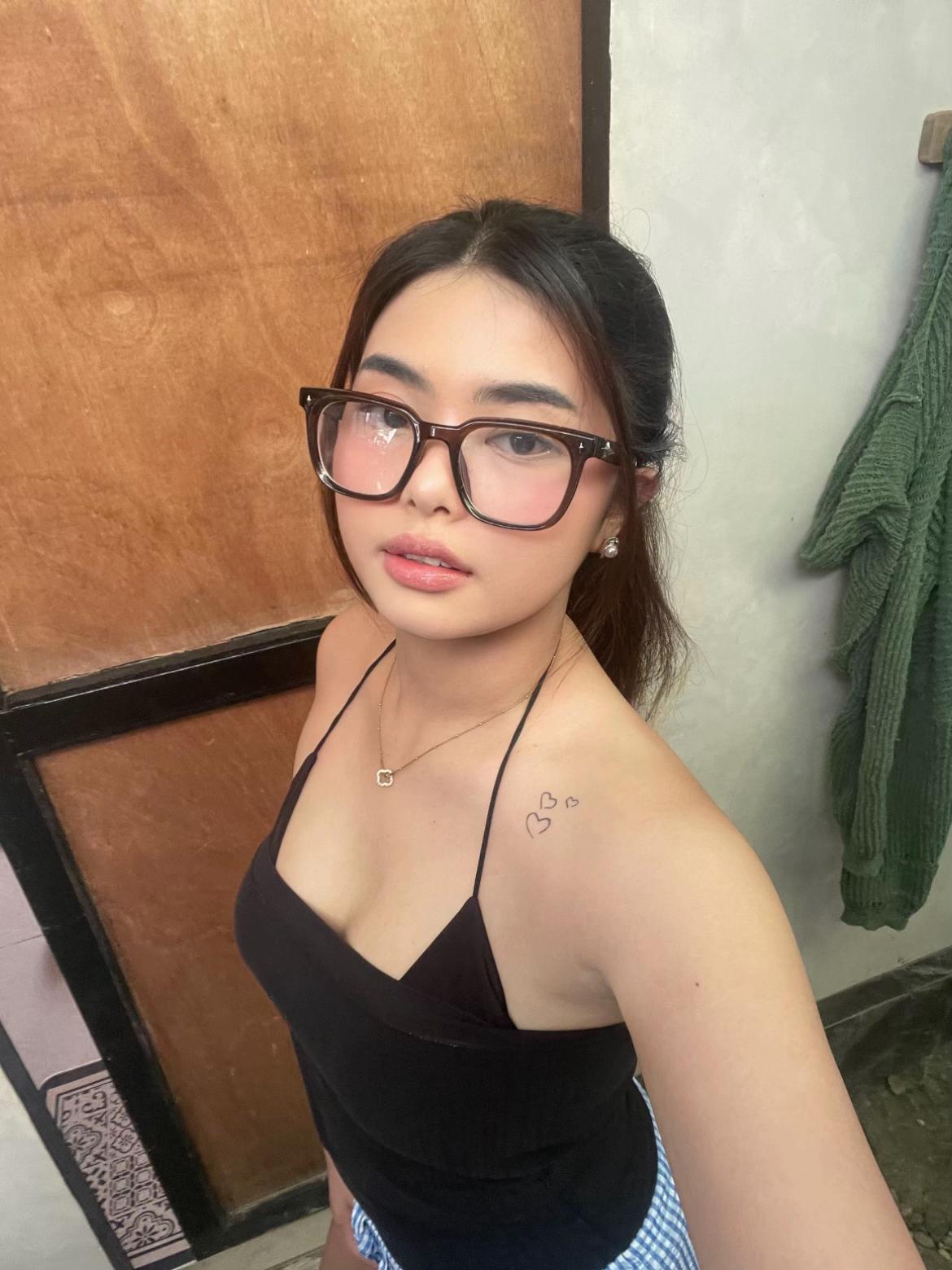 @e