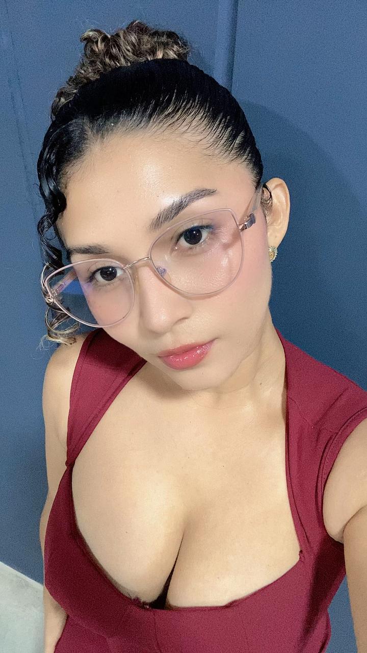 @𝒴𝓊𝒿𝑒