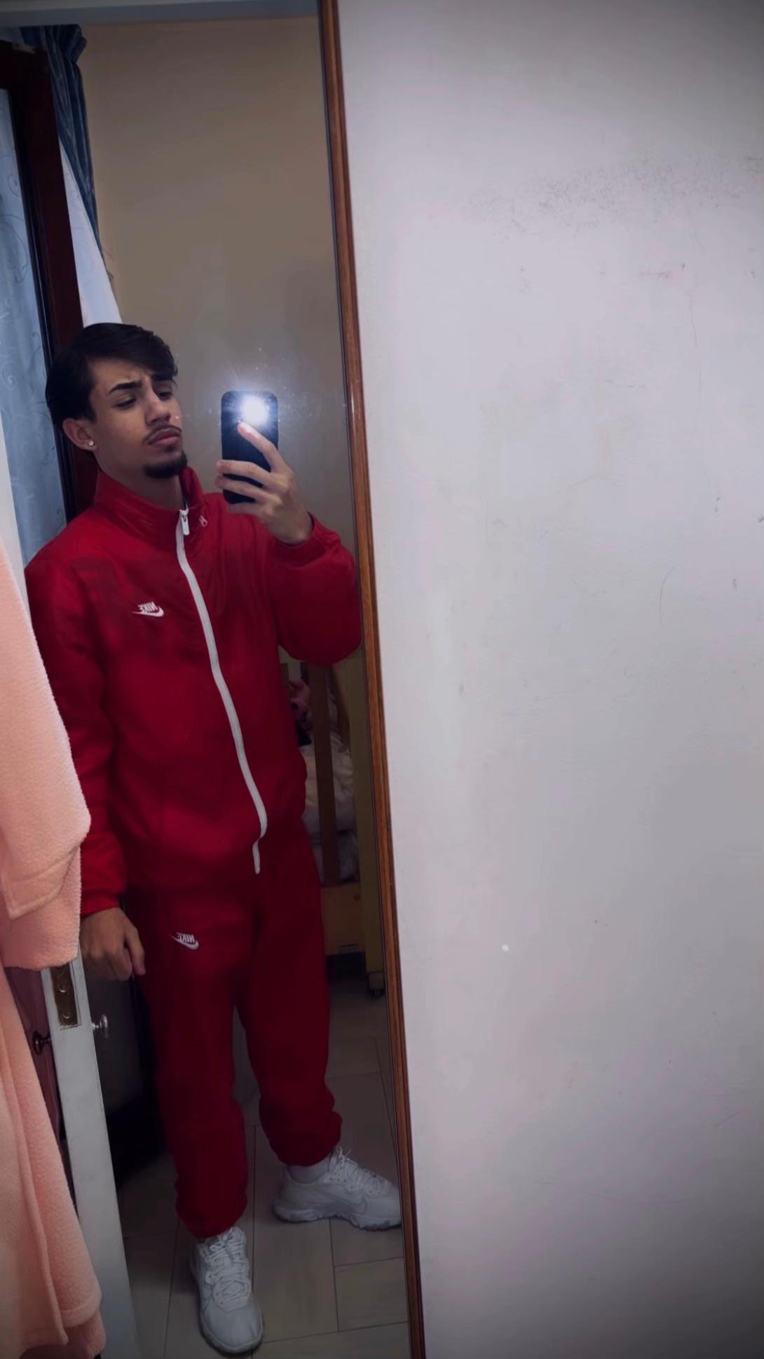 @Non.disponibile.28