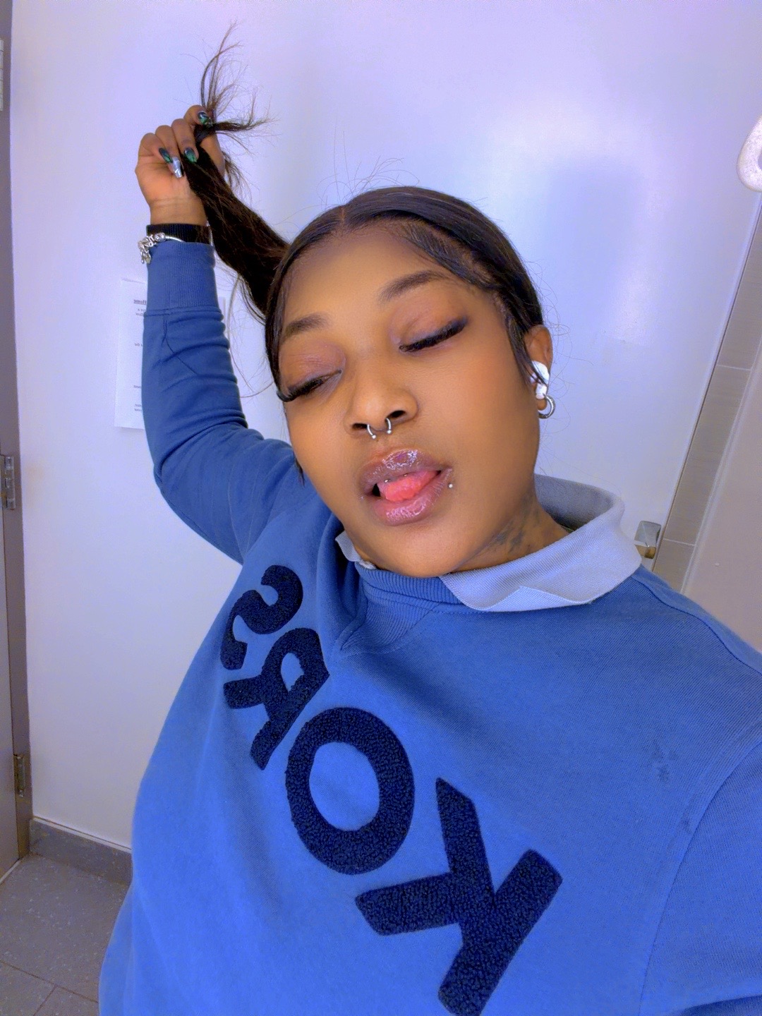 @🦋Neecy-bling🦋