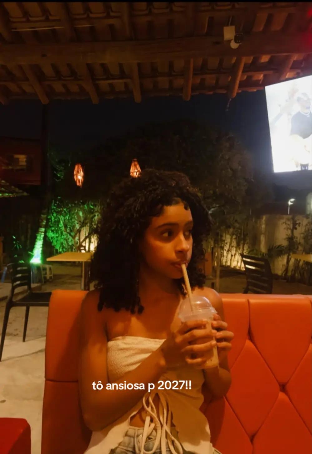 @Jhenni 𝜗ৎ