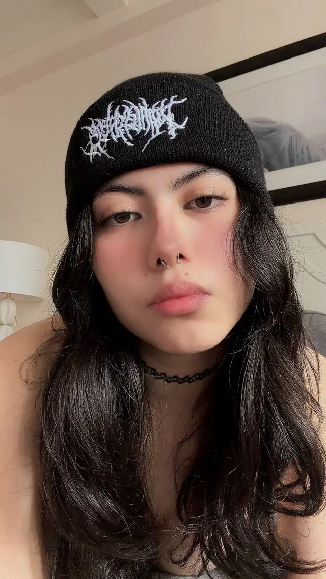 @Julia𖣂