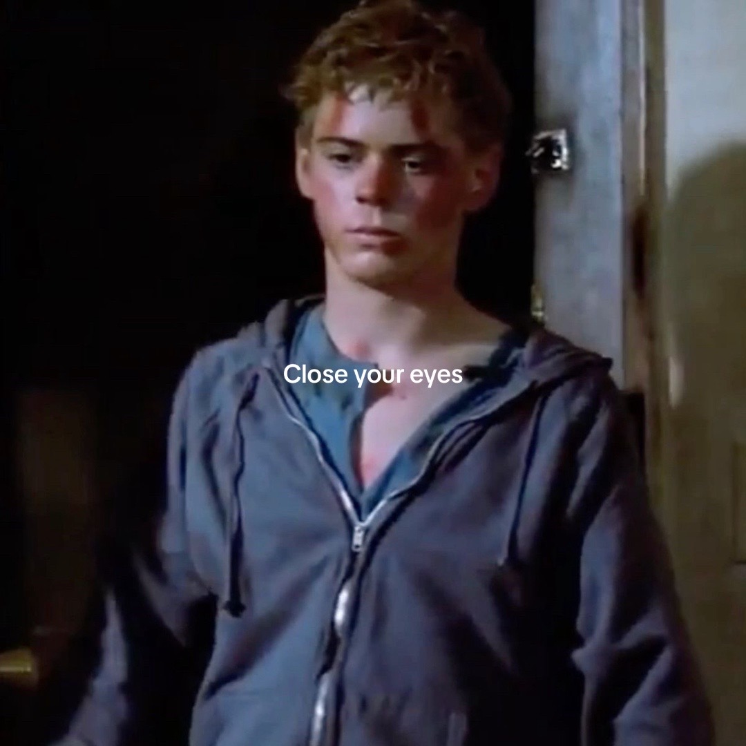 @i_lovetheoutsiders1