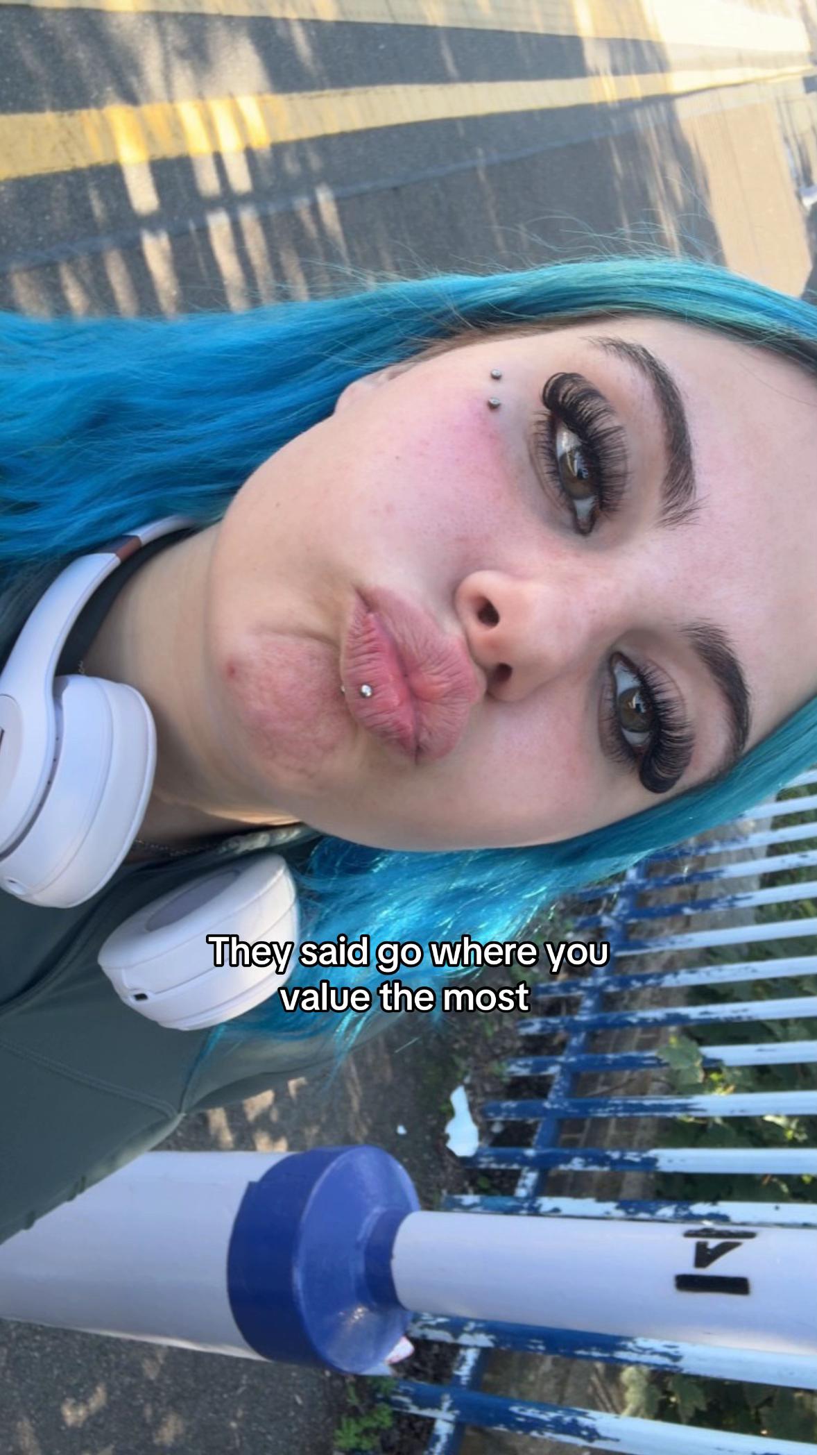 @Sienna 🧟♀️🏹