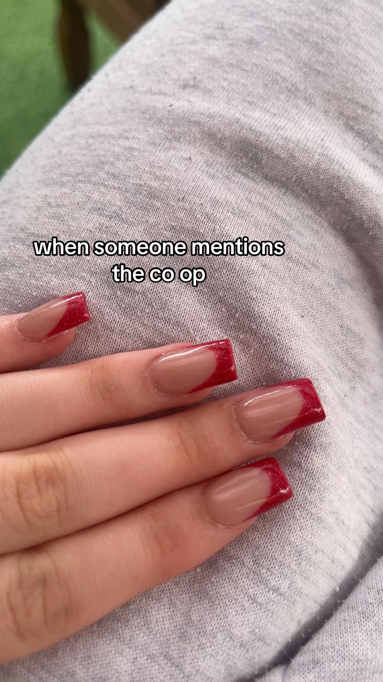 @holls