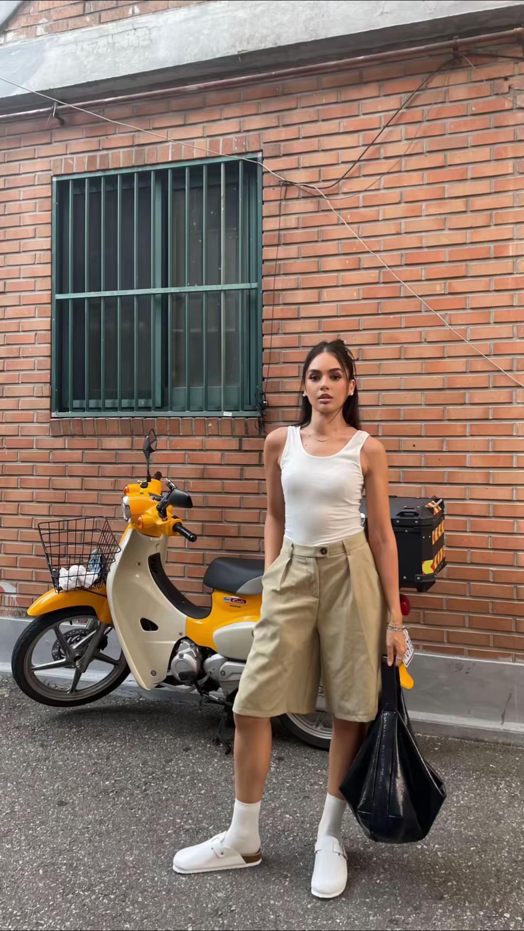 @𝗦𝗮𝗯𝗿𝗶𝗻𝗮 𝗕𝗵𝗱