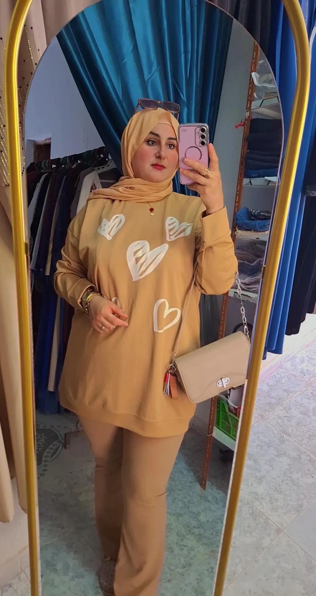 @Mouna Boussouibaa