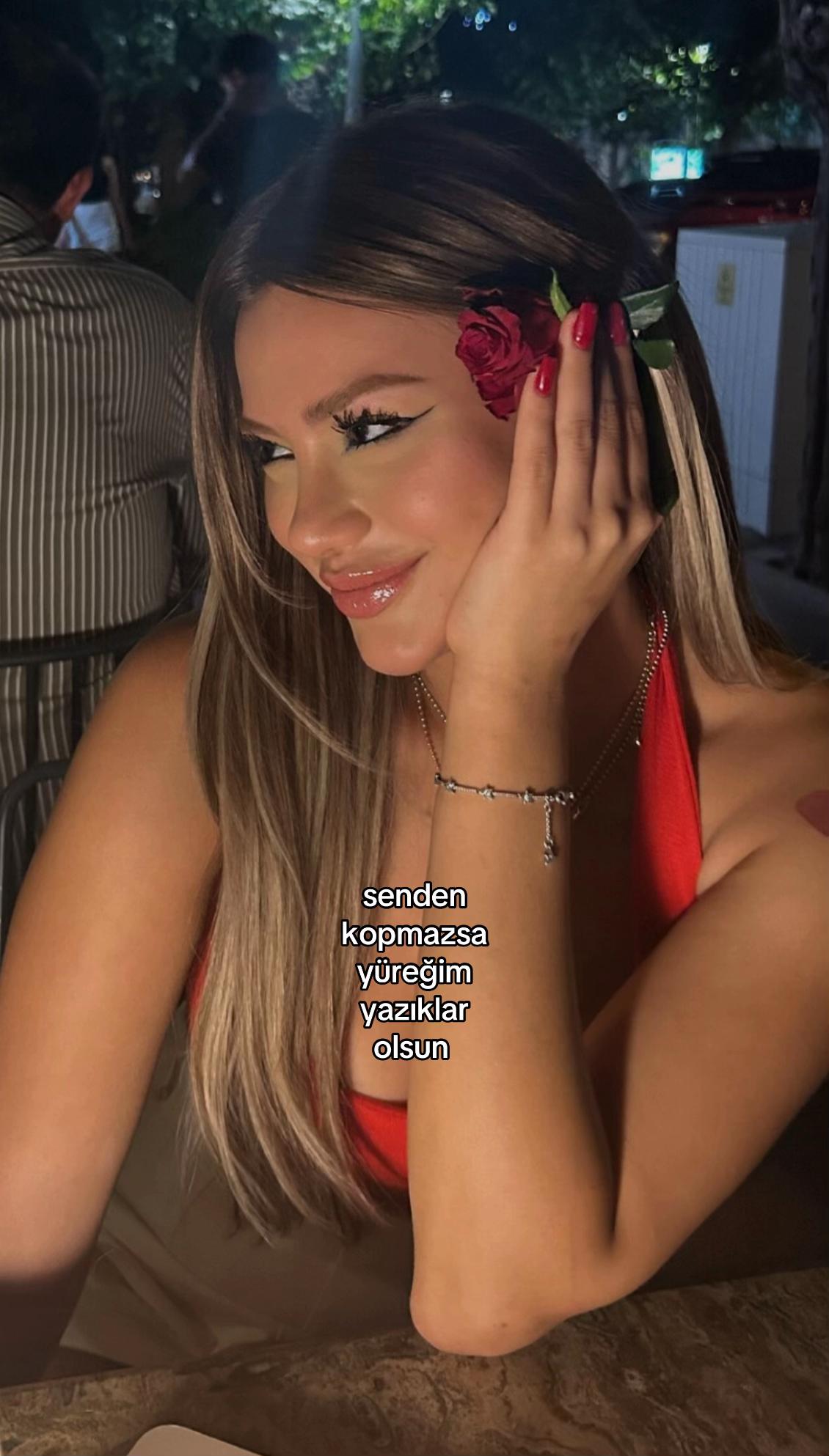 @&bull;★𝓶𝓮𝓵𝔂𝓼𝓼𝓪