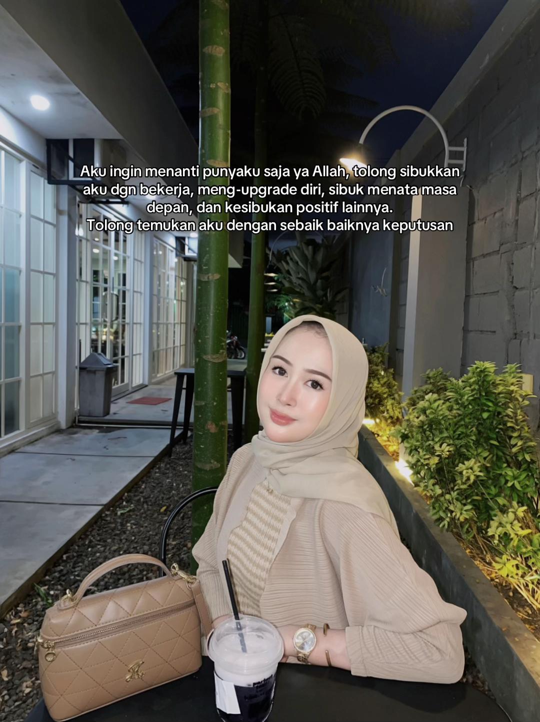 @Fitriyahrasyid_