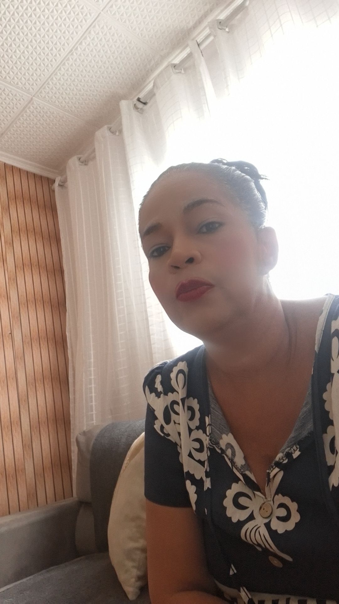 @Lena Santana