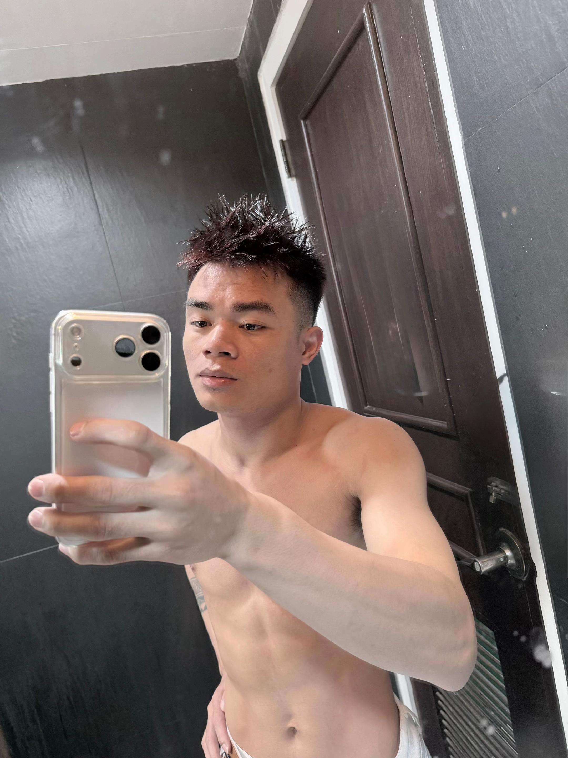 @小哥哥 🤫