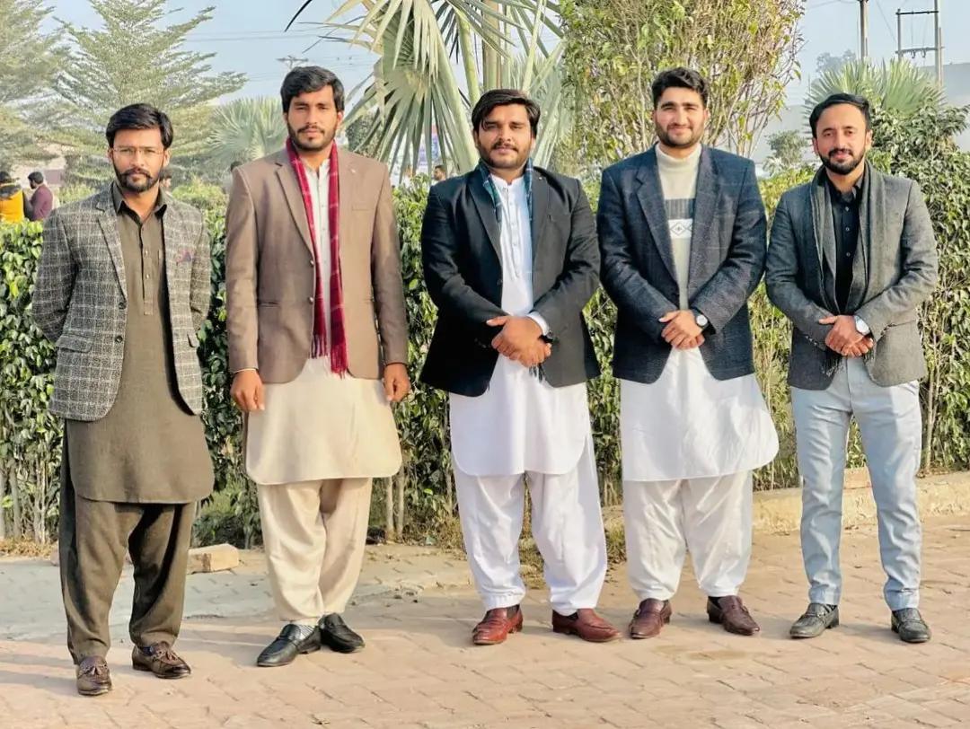 @چوہدری✨🥀